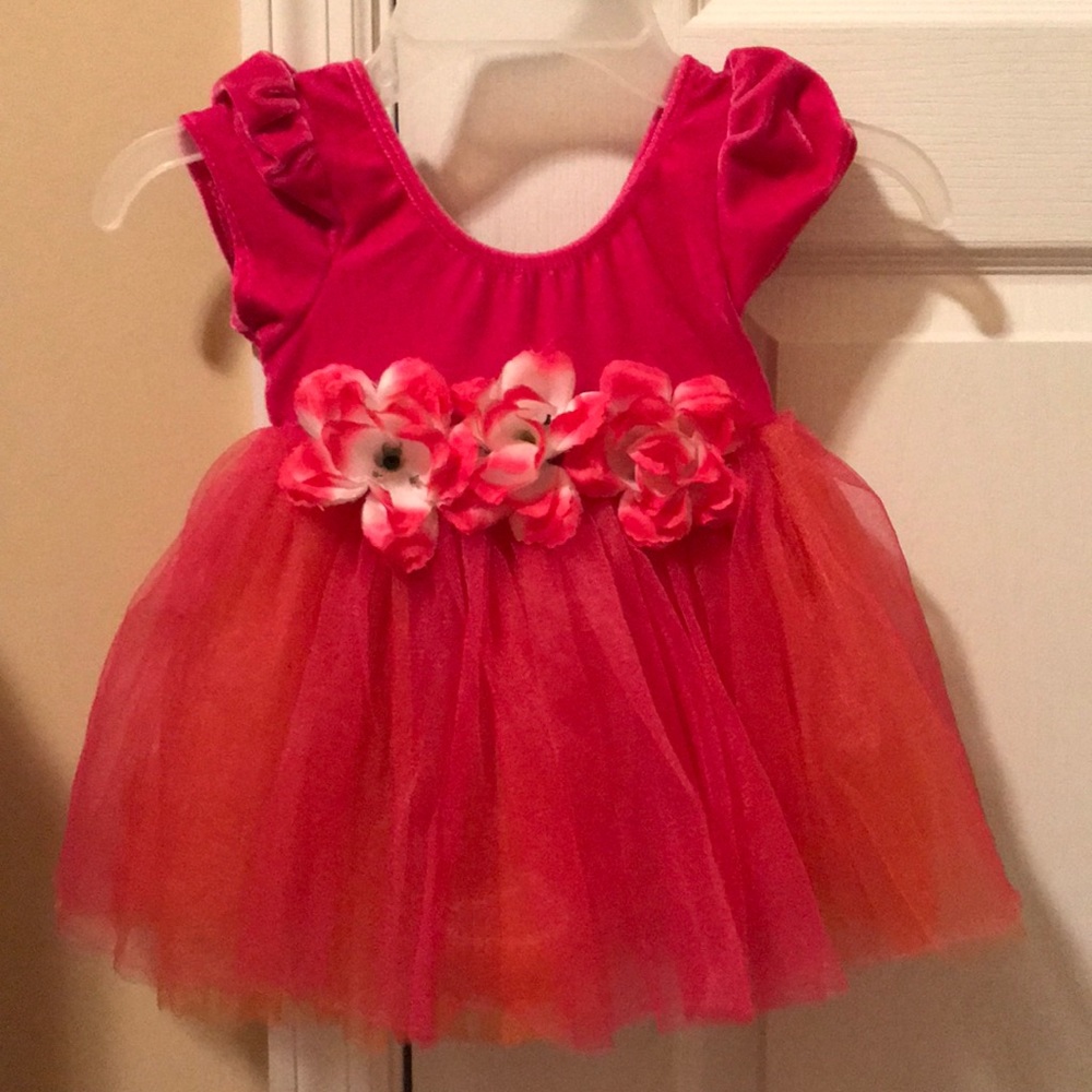 Adorable baby girl tutu dress